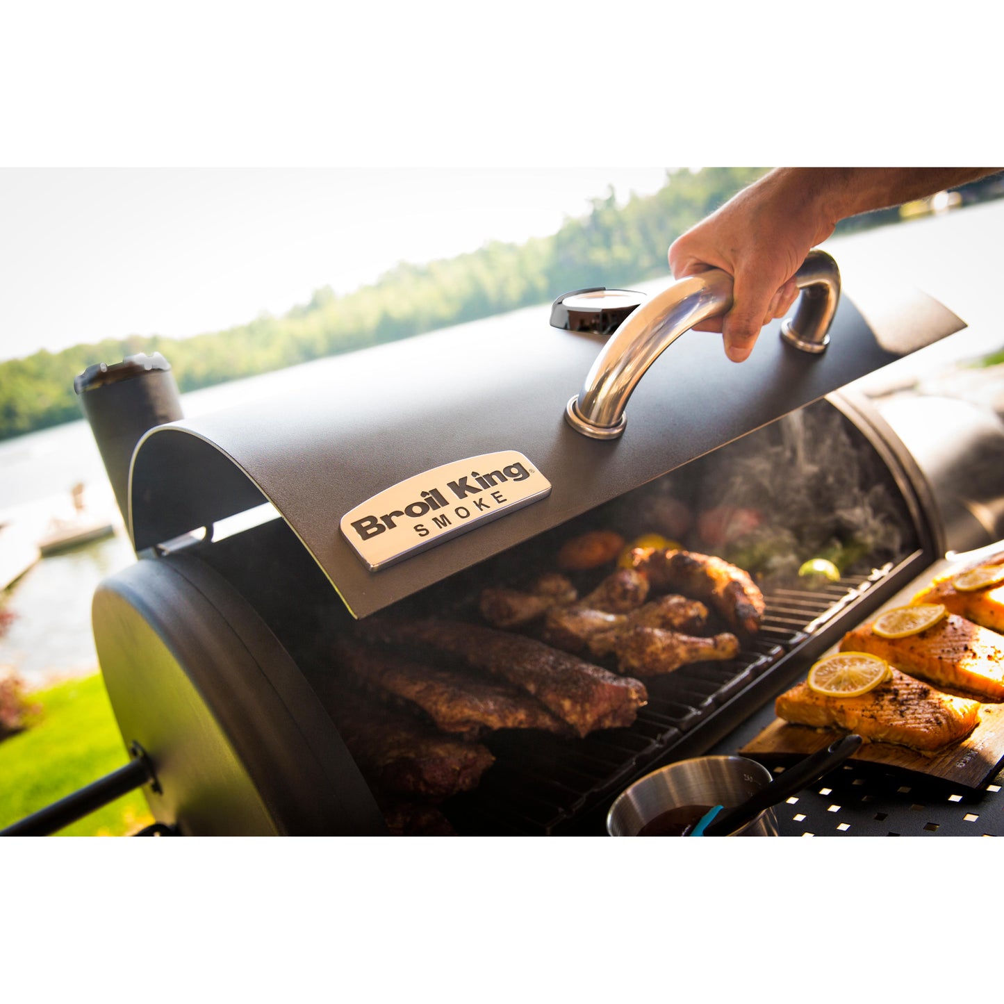 Broil King Smoke™ Offset 500 Grill and Smoker 958050 IMAGE 5