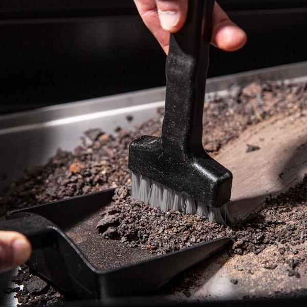 Broil King Cleaning Kit 65900 IMAGE 3