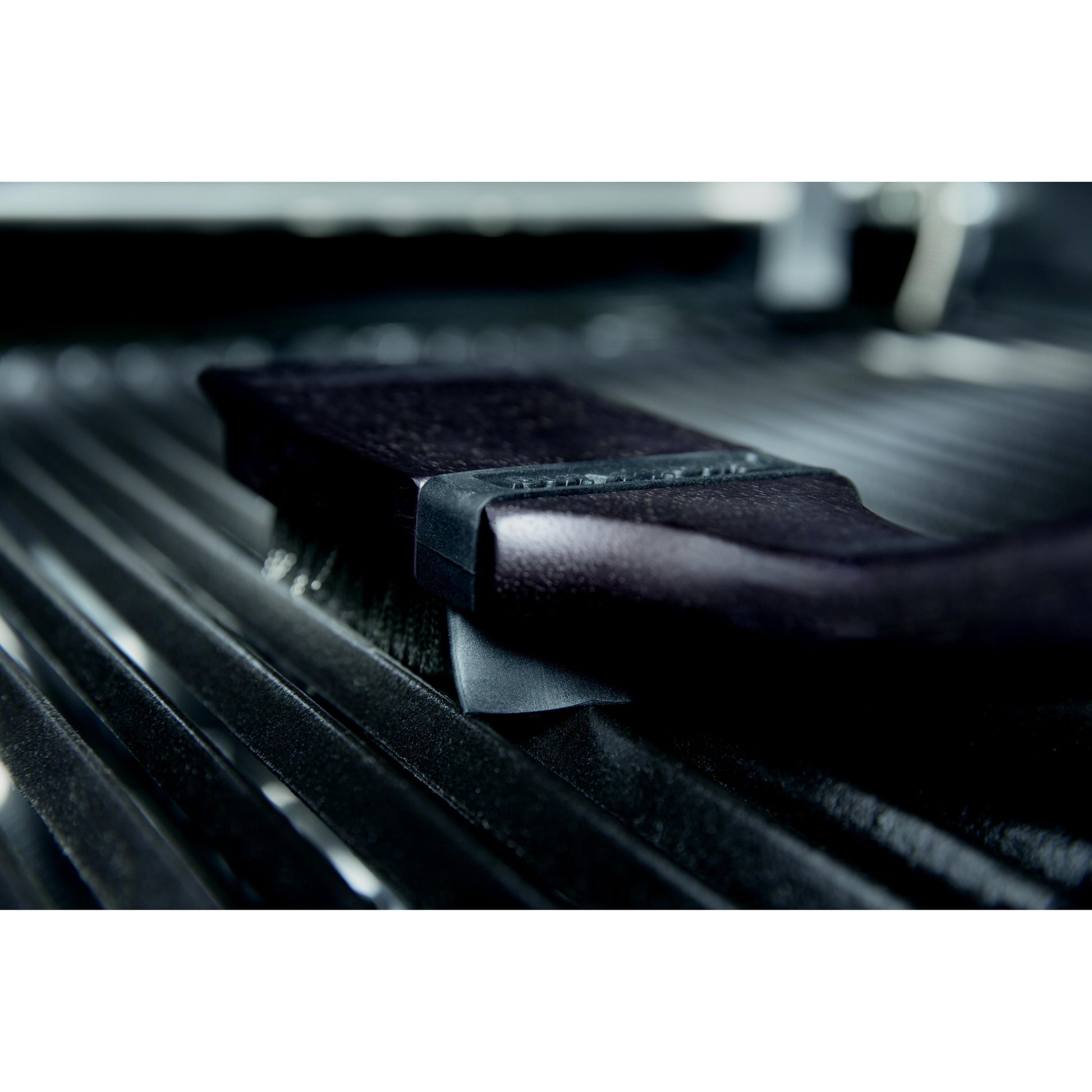 Broil King Grill and Oven Accessories Cleaners and  Brushes 65225 IMAGE 2