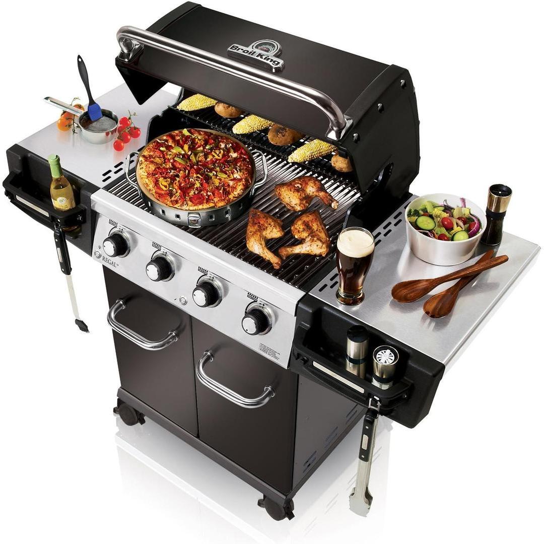 Broil King Regal™ 420 Pro Gas Grill 956217 IMAGE 3